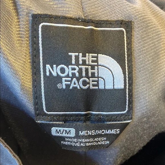 The North Face mens medium HYVENT snow pants - Picture 2 of 3